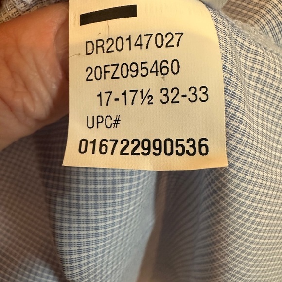 NWT Van Heusen Men’s Button Down Shirt Size XL - Picture 7 of 10